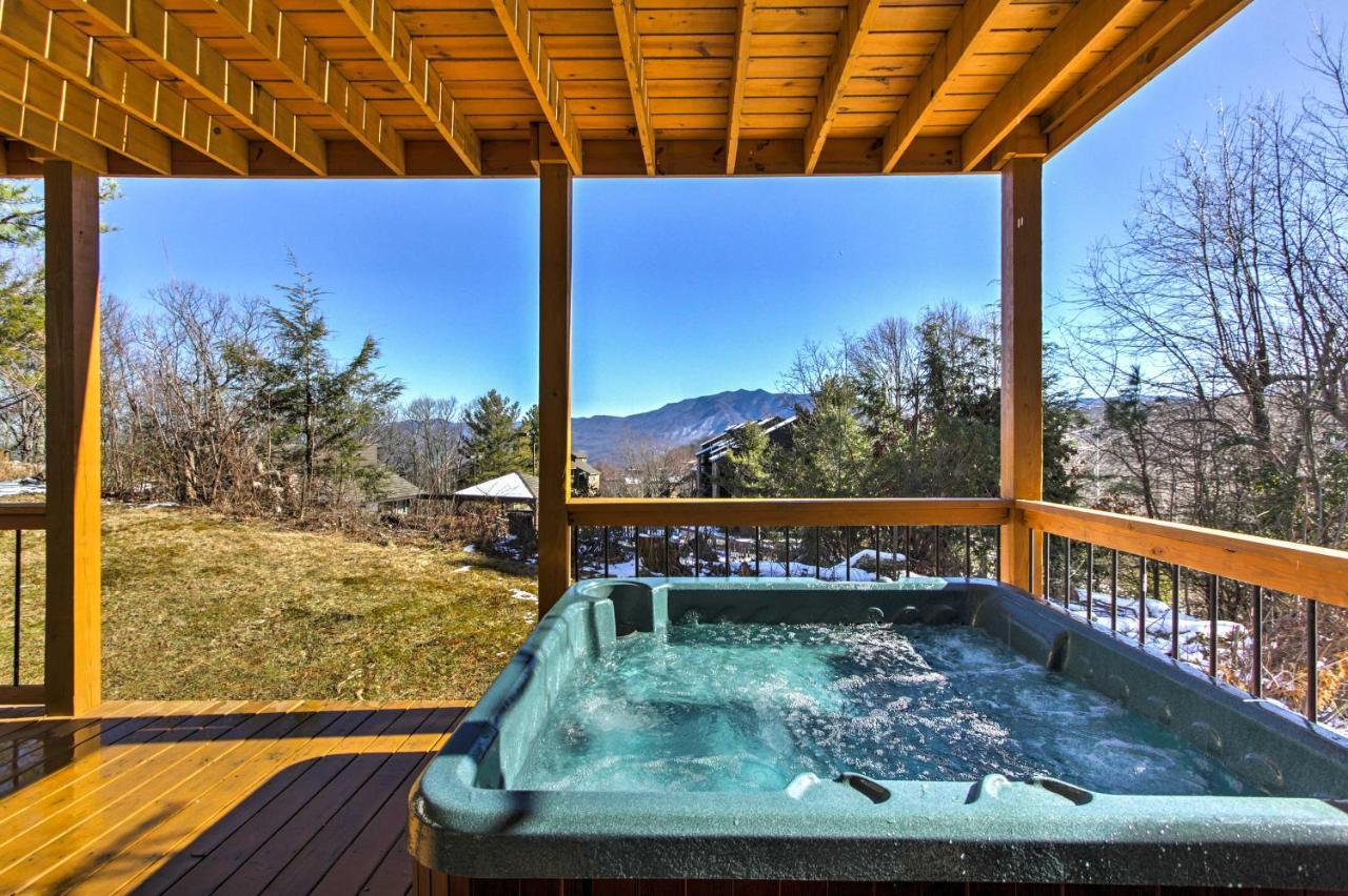 Mint Manor Gatlinburg Home With Hot Tub And Sauna! ภายนอก รูปภาพ